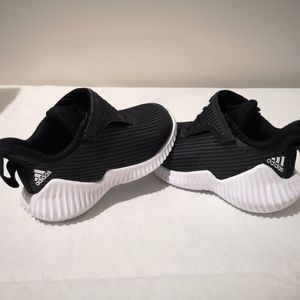 ADIDAS  Shoes boy Toddlers size 5k Black